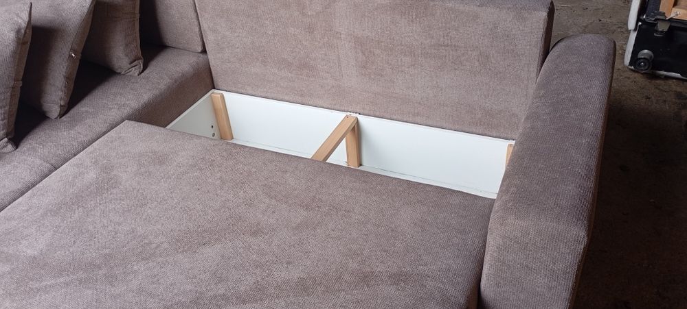 Narożnik po renowacji kanapa wypoczynek sofa