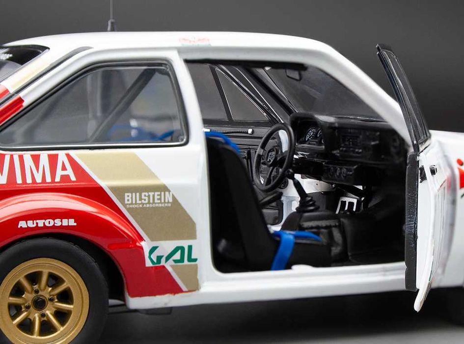 Sun Star Ford Escort Diabolique 1/18