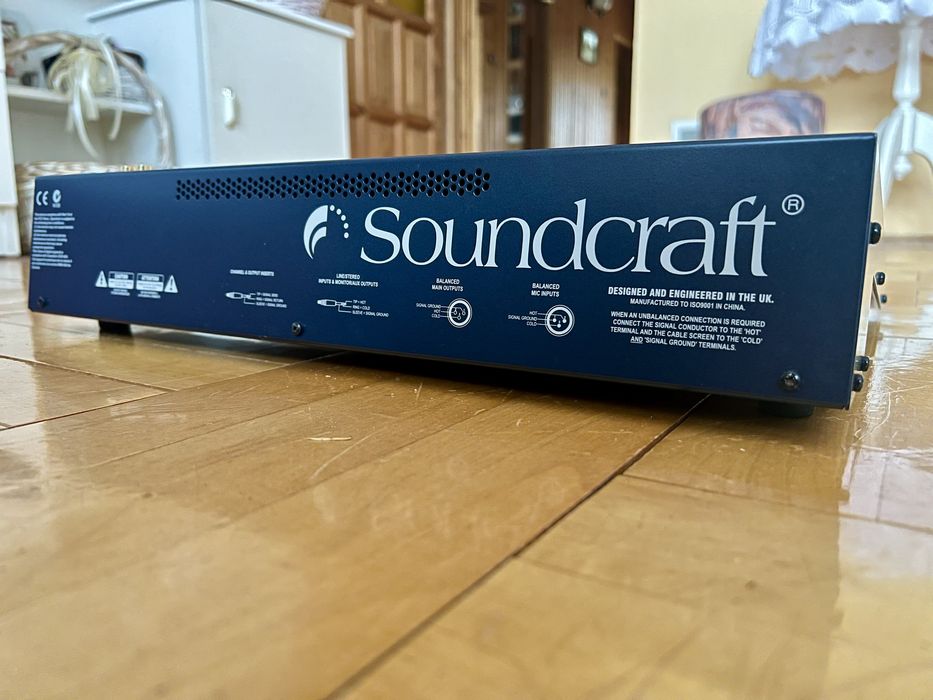 Mikser Soundcraft EFX12