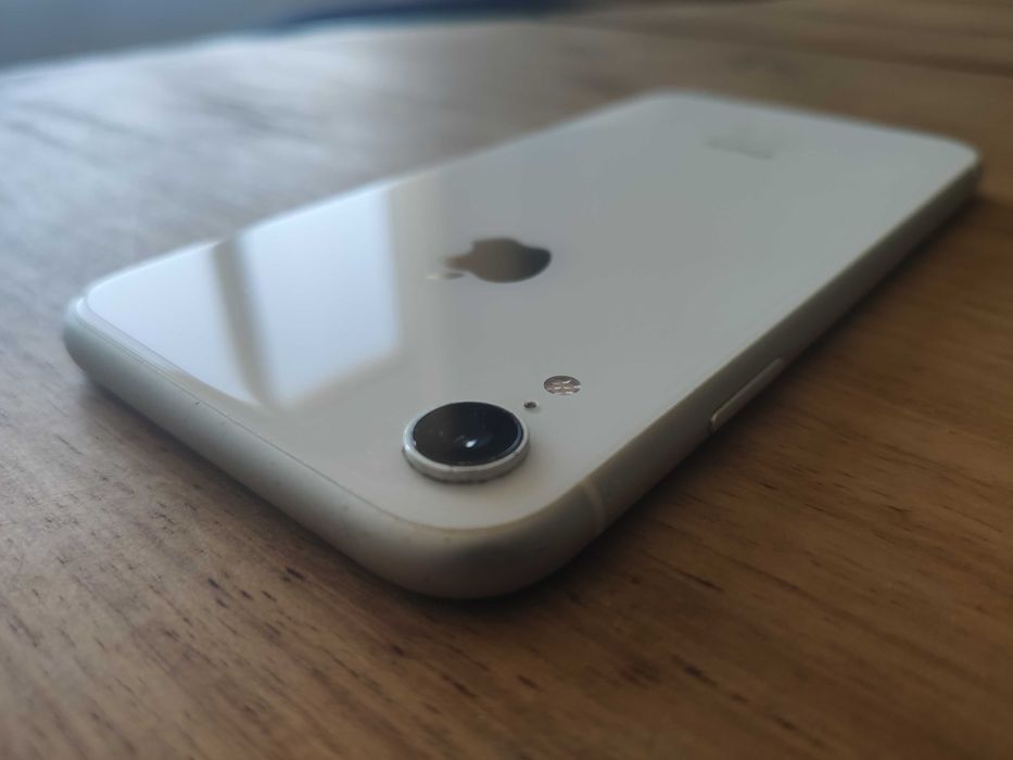 iPhone XR 256GB branco