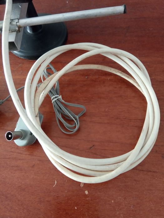 Антена Телевезійна з підсилювачем антена теле антена з усилителем