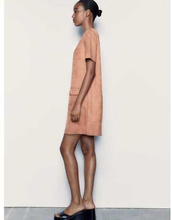 Нова сукня zara з штучної замші.