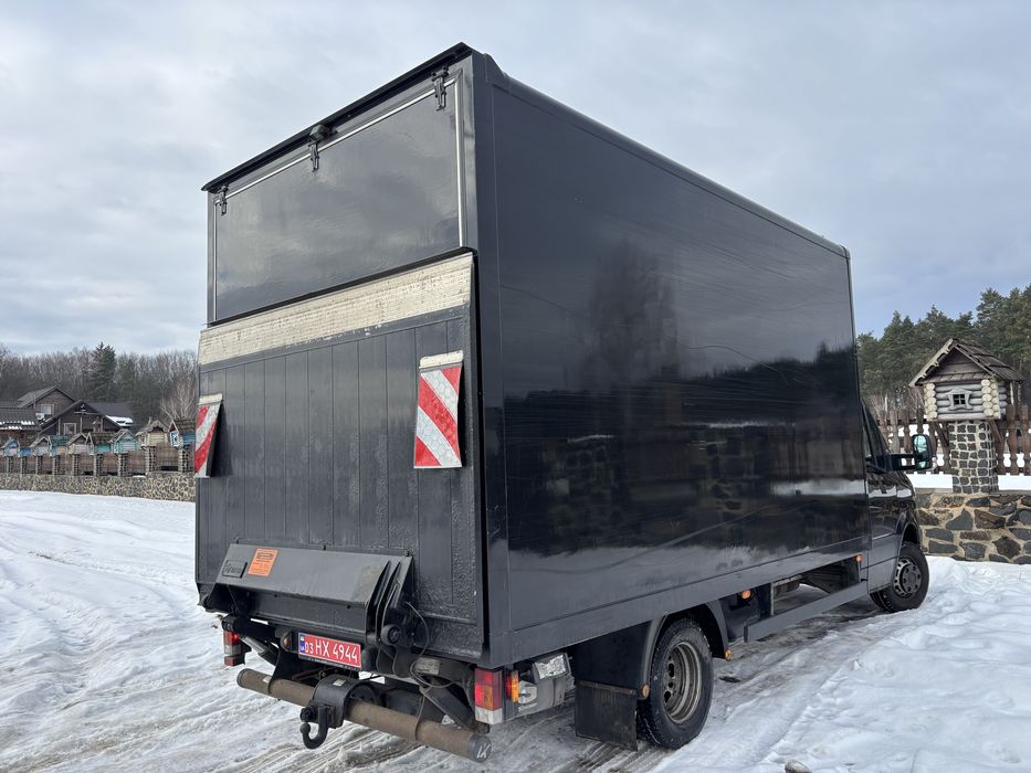 Будка з гідробортом