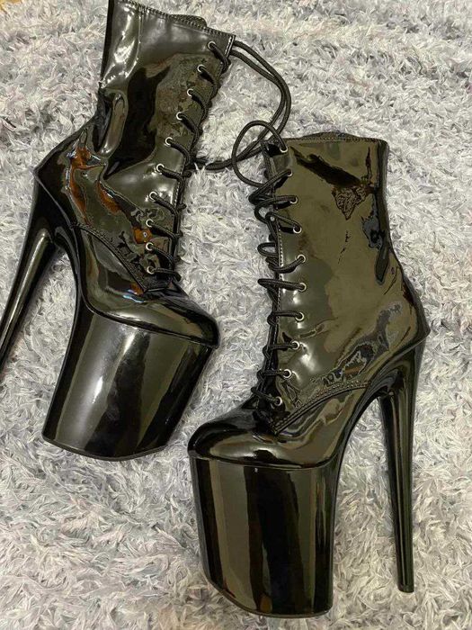 Лаковые стрипы тройки, на платформе 37 размер: 3 490 грн. - Другие ...