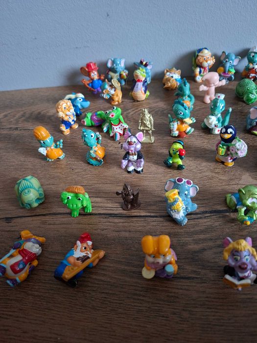 Zabawki z kinder niespodzianki, lata 90
