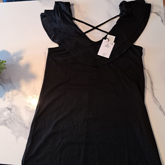 Sukienka czarna Mohito nowa