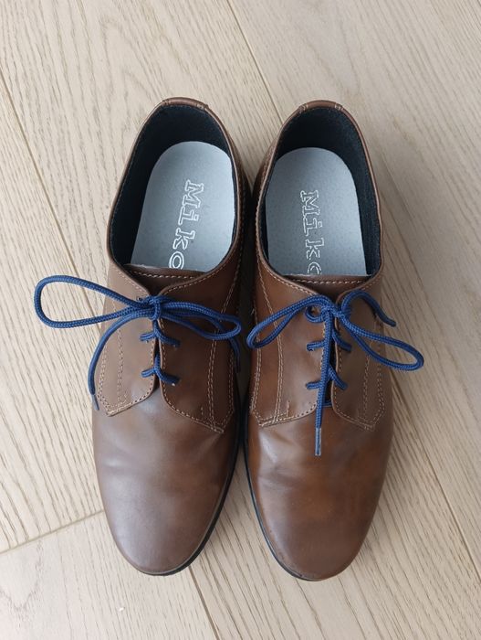 Buty komunijne Miko roz. 33