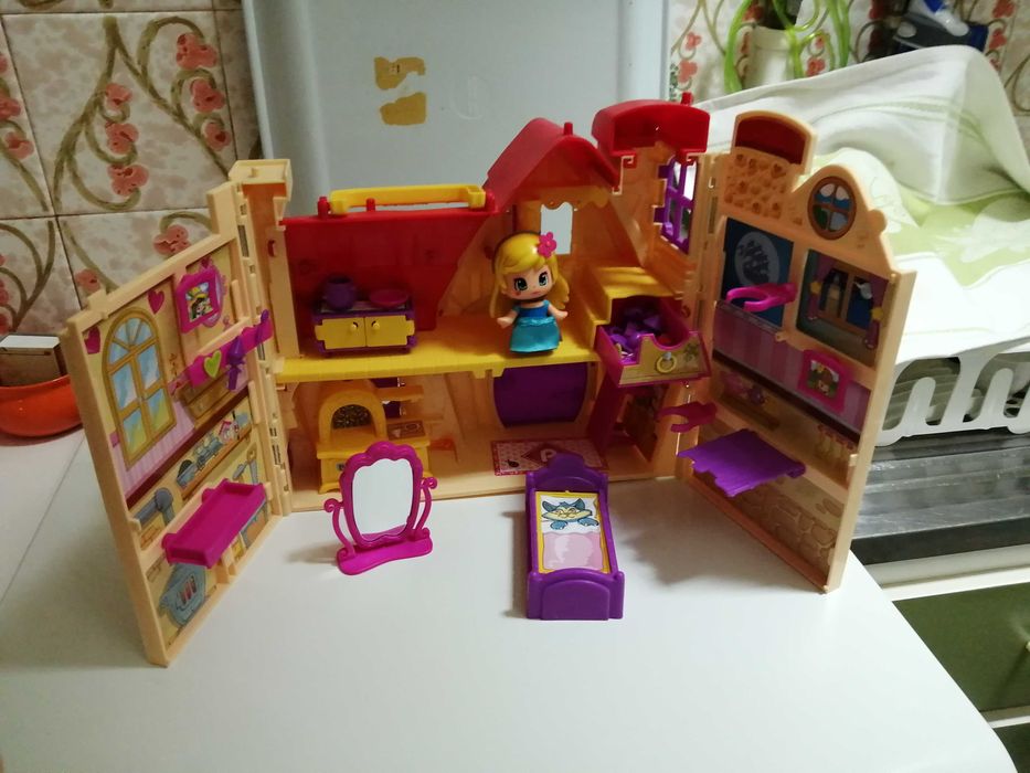 Pinypon + casa muito colorida