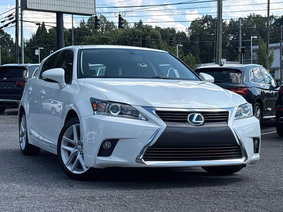 Lexus CT 200h      2017