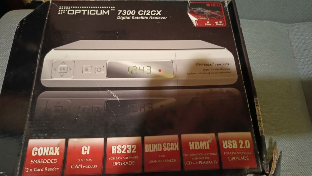 Cyfrowy odbiornik satelitarny Opticum 7300 CI2CX