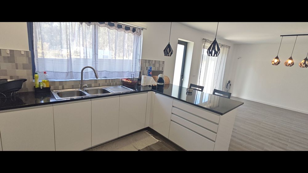 Moradia T3 em Avidos – Eficiência, Conforto e Luz Natural
