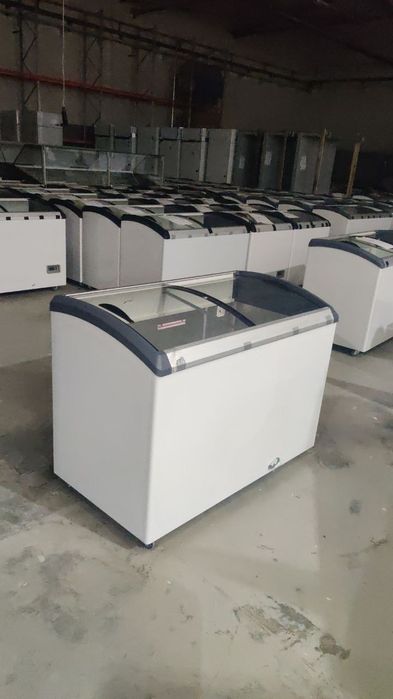 Холодильні вітрини морозильні ларі доставка гарантія