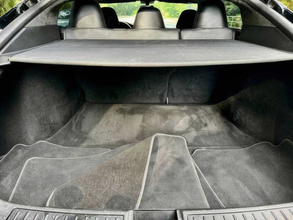 Tesla Model S      2017