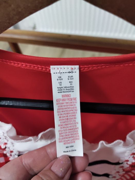 Плаття на дівчинку для свята - ярмарку на 9-10 років