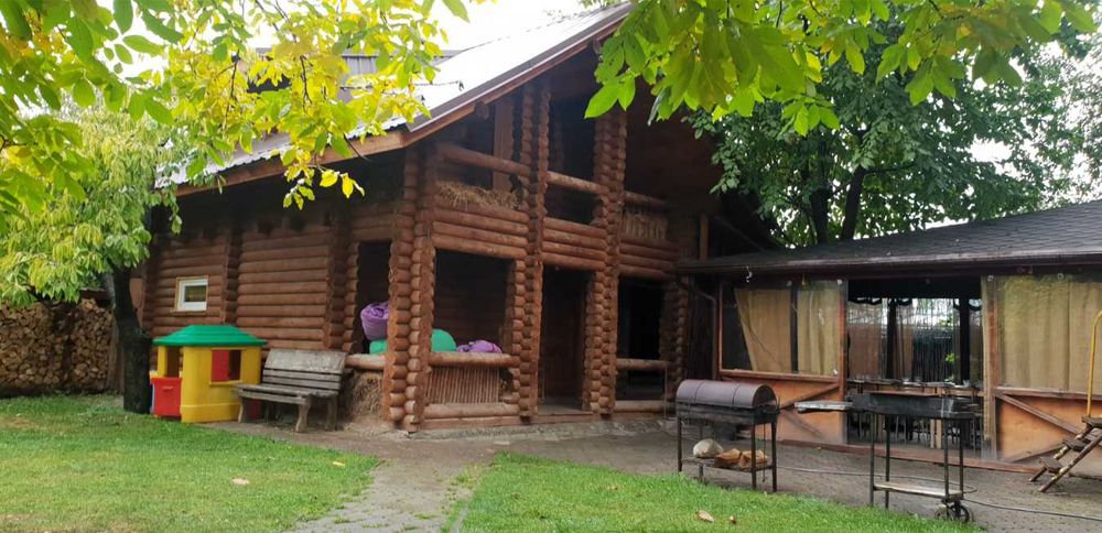 Зруб з Карпат. ЕКО дворик, бесідка, банька, чан, озерце, генератор