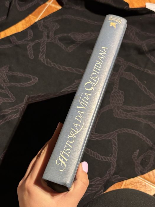 Livro “História da Vida Quotidiana”