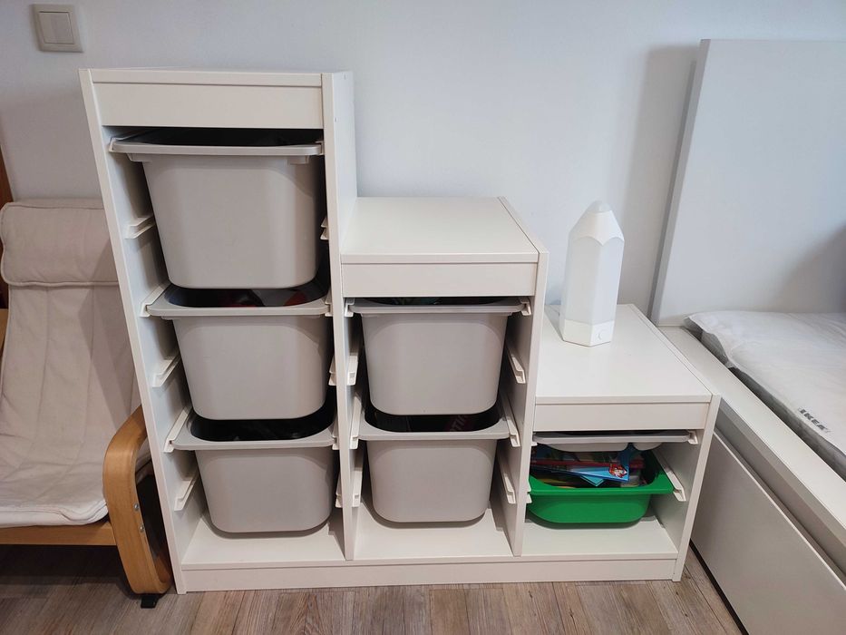 Móvel arrumação brinquedos