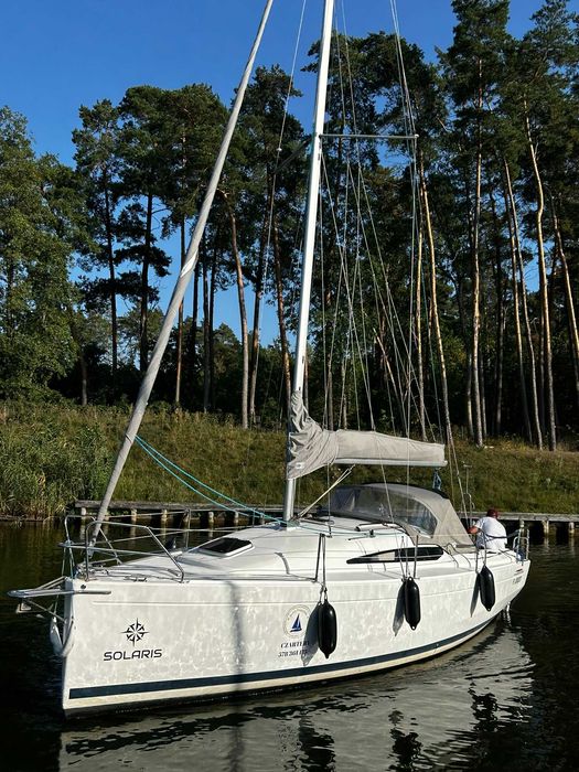 Jacht Antila 26cc z elektrycznie składanym masztem