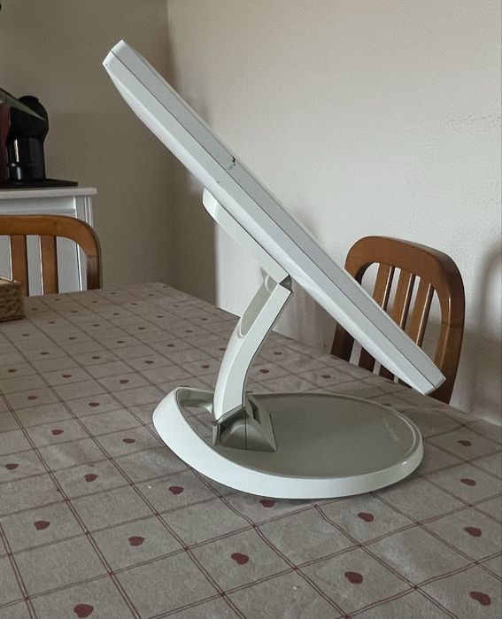 Monitor Samsung SyncMaster CX718T 2006