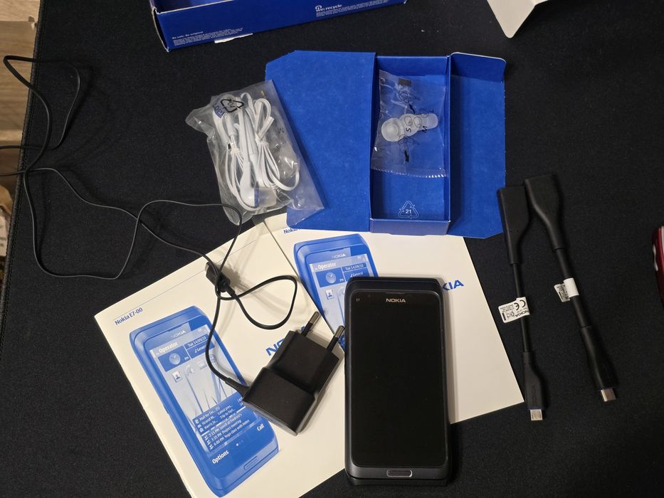 RzNokia E7 bez simlocka, custom delight, pelen komplet, zgodny imei
