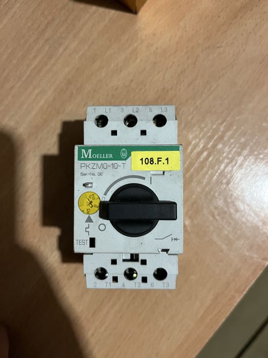 Автоматичний вимикач захисту двигуна Eaton (Moeller) PKZM0-10-T.