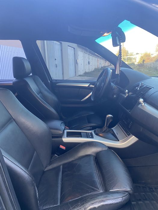 BMW X5 E53.