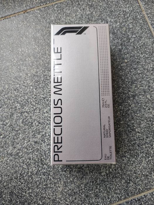 Woda toaletowa formuła F1 precious mettle