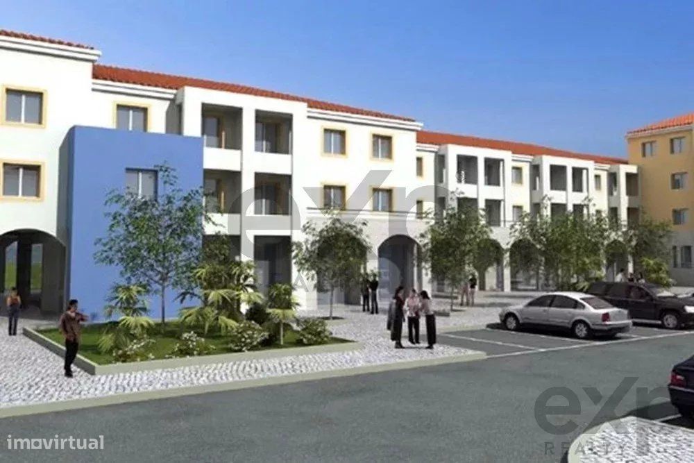 Lote com projecto aprovado, para construção no centro de Coruche — Coruche, Fajarda E Erra, Santarém