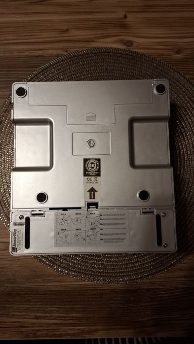 Waga Ultraship 35, srebrna