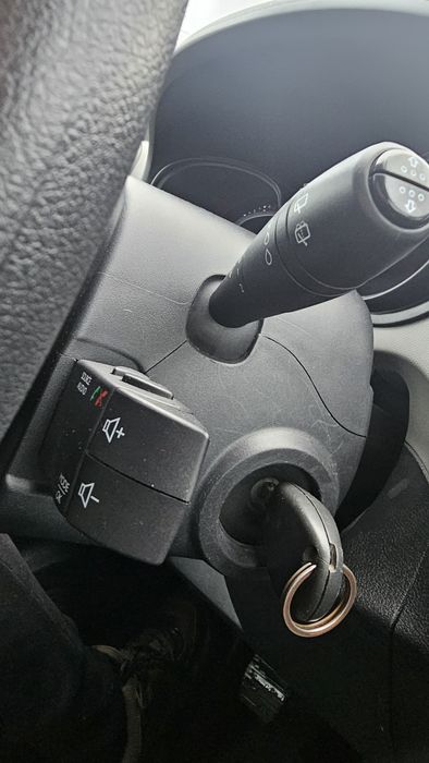 Renault Trafic 9 osobowy  faktura VAT