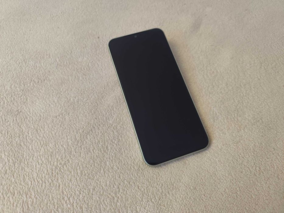 Smartfon Samsung Galaxy A14 LTE 4/64 6,6" + sprzęt nawigacyjne TIR BUS