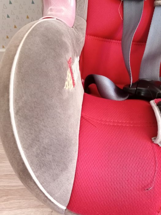 Fotelik samochodowy Caretero