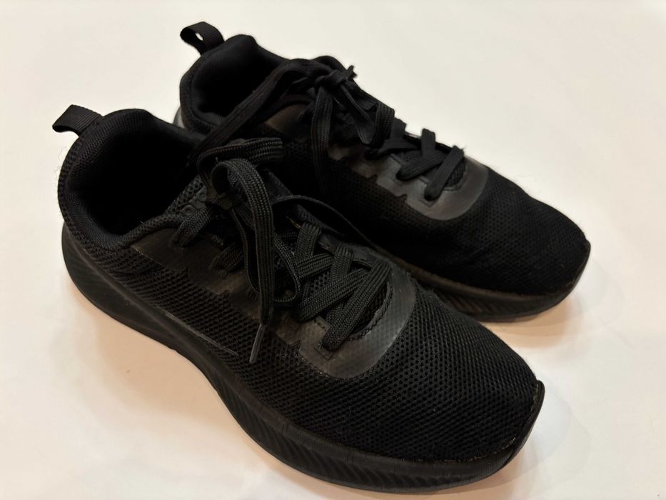 Buty sportowe Sprandi rozmiar 38