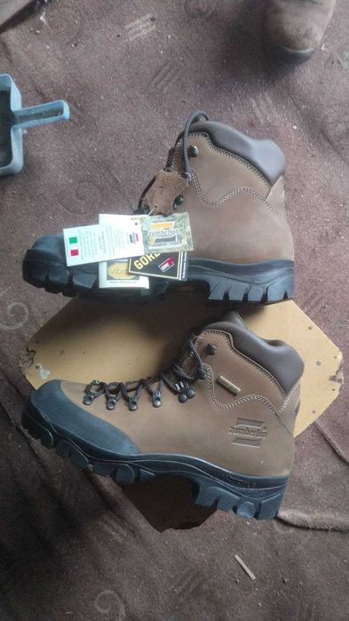 Одежда обувь военная