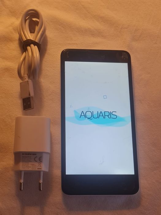 BQ Aquaris dois cartões