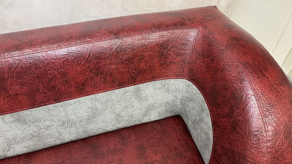 Великий диван-165  см, трохи коротший ніж попередній стан ідеал