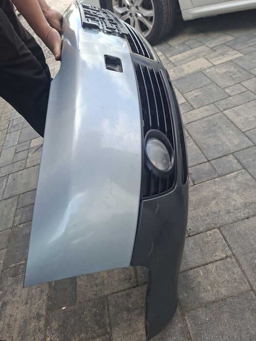 Audi a4 b6 zderzak przod przedni błękitny ly7r