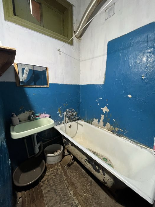 Малосімейка на Браїлках. Ціна з комунальними.