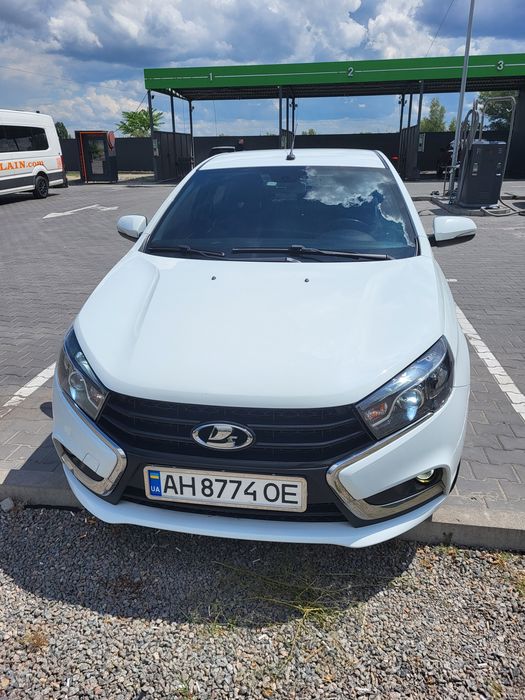 Lada Vesta стан новоїі машини