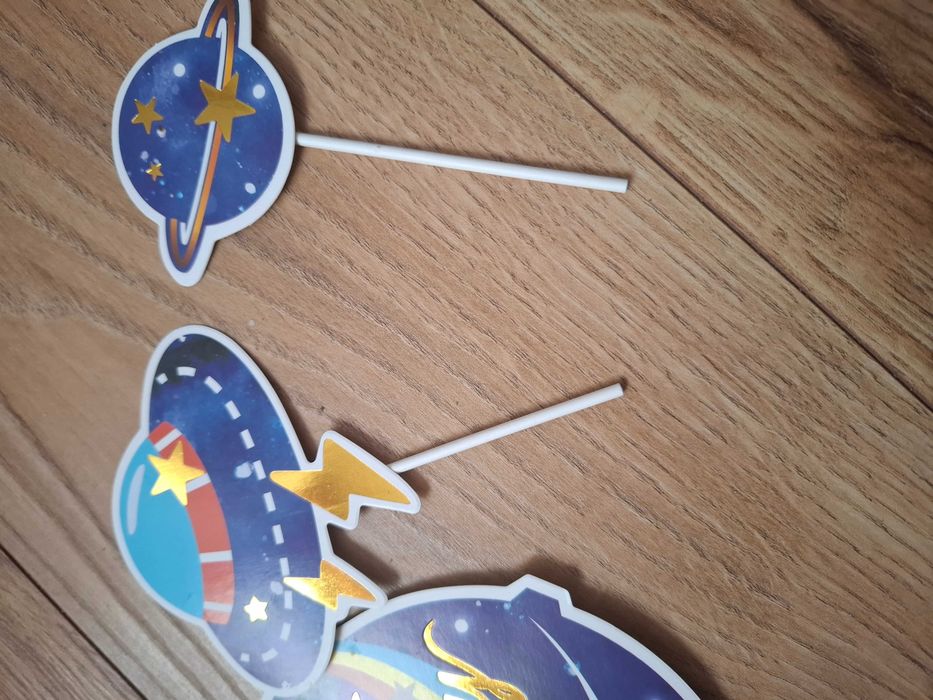 Topper na tort,kosmos,planety,zestaw