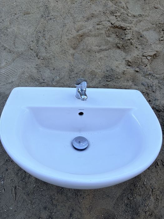 Zlew z baterią bez syfonu