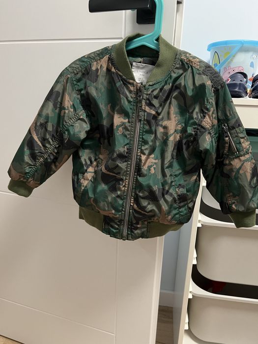 Kurtka dziecięca Dinozaury