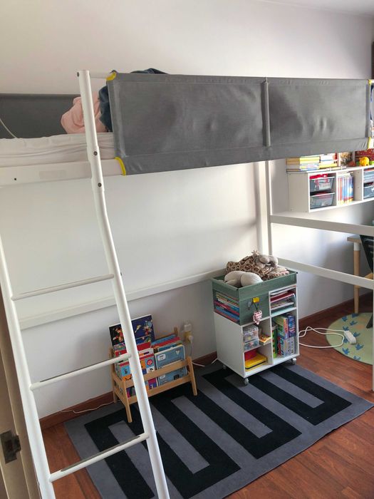 Cama alta solteiro Ikea
