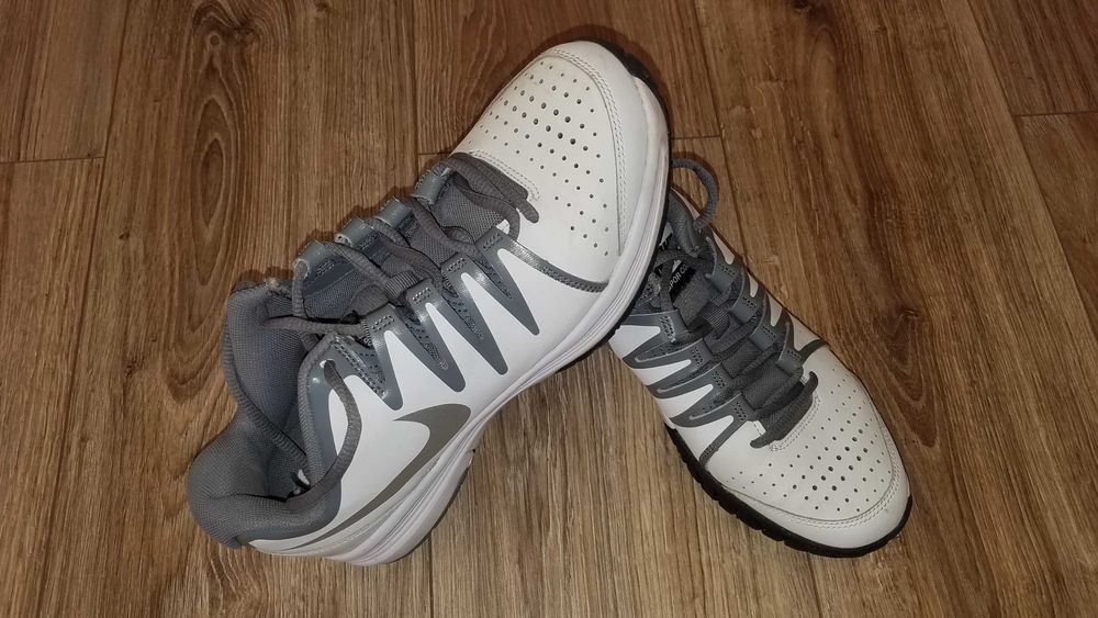 Buty tenisowe NIKE Vapor Court EUR40 25.5cm Dart affect do tenisa BDB