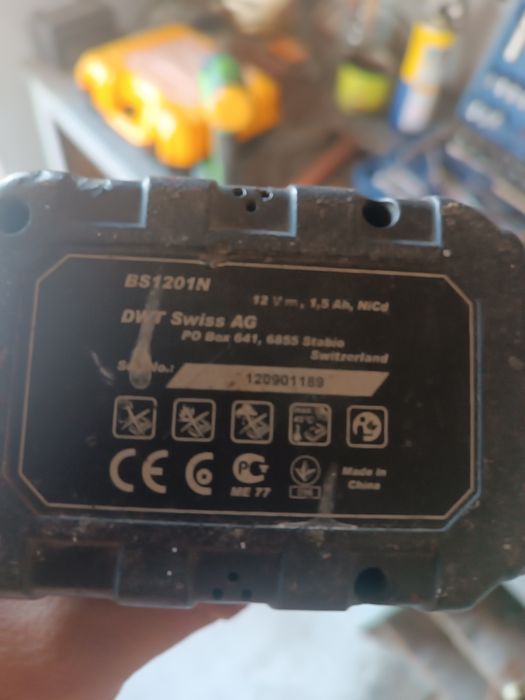 Шуруповерт  DWT.