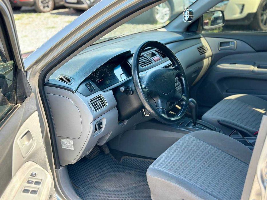 Mitsubishi Lancer IX | 2006 рік | 1.3 бензин/газ | Автомат