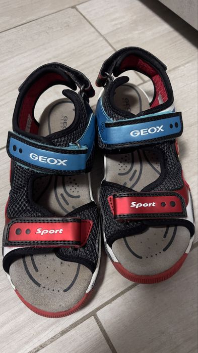 Босоніжки Geox 33 розмір.оригінал.Італія