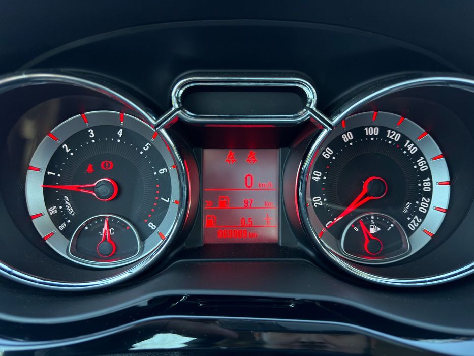 Opel Adam 1.2 Poucos Km Promoção fim do mes