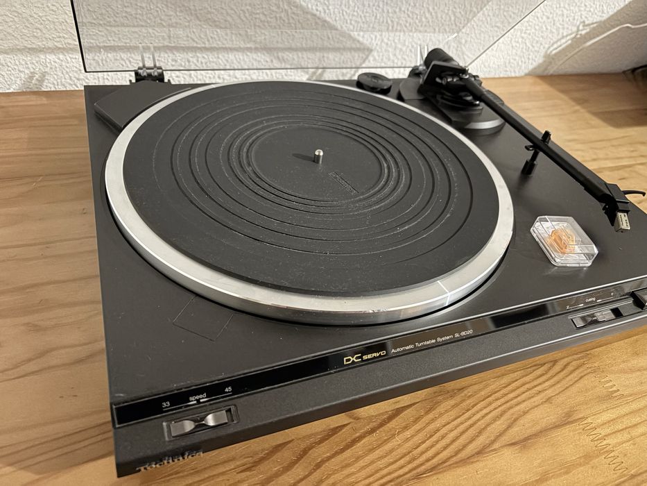 Gira discos Technics SL-BD20