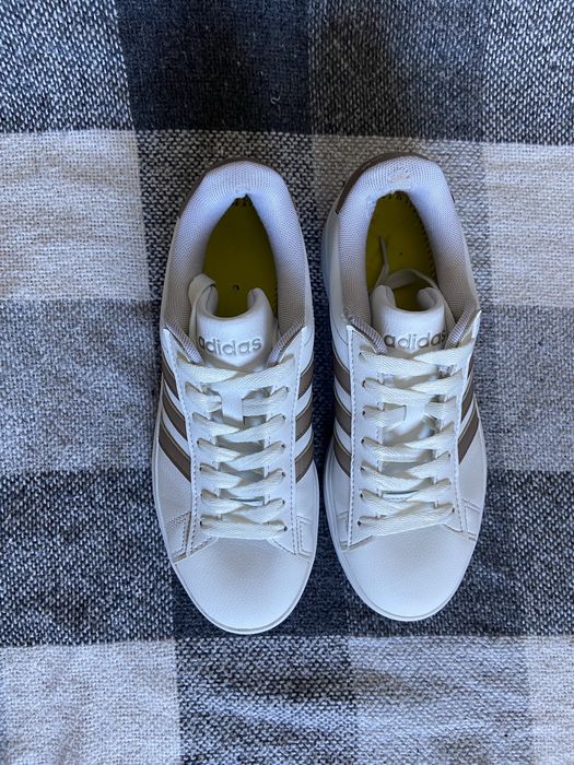 Кеди Adidas ідеальні